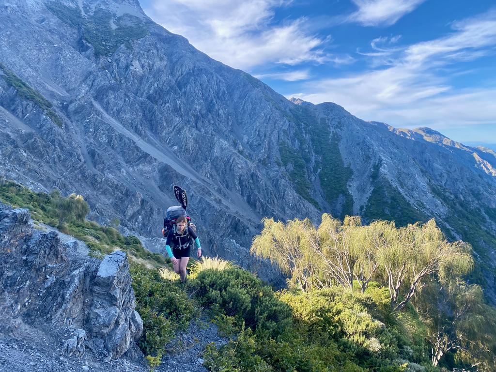 Last 15m. Face of pain and grounchiness at the climb.