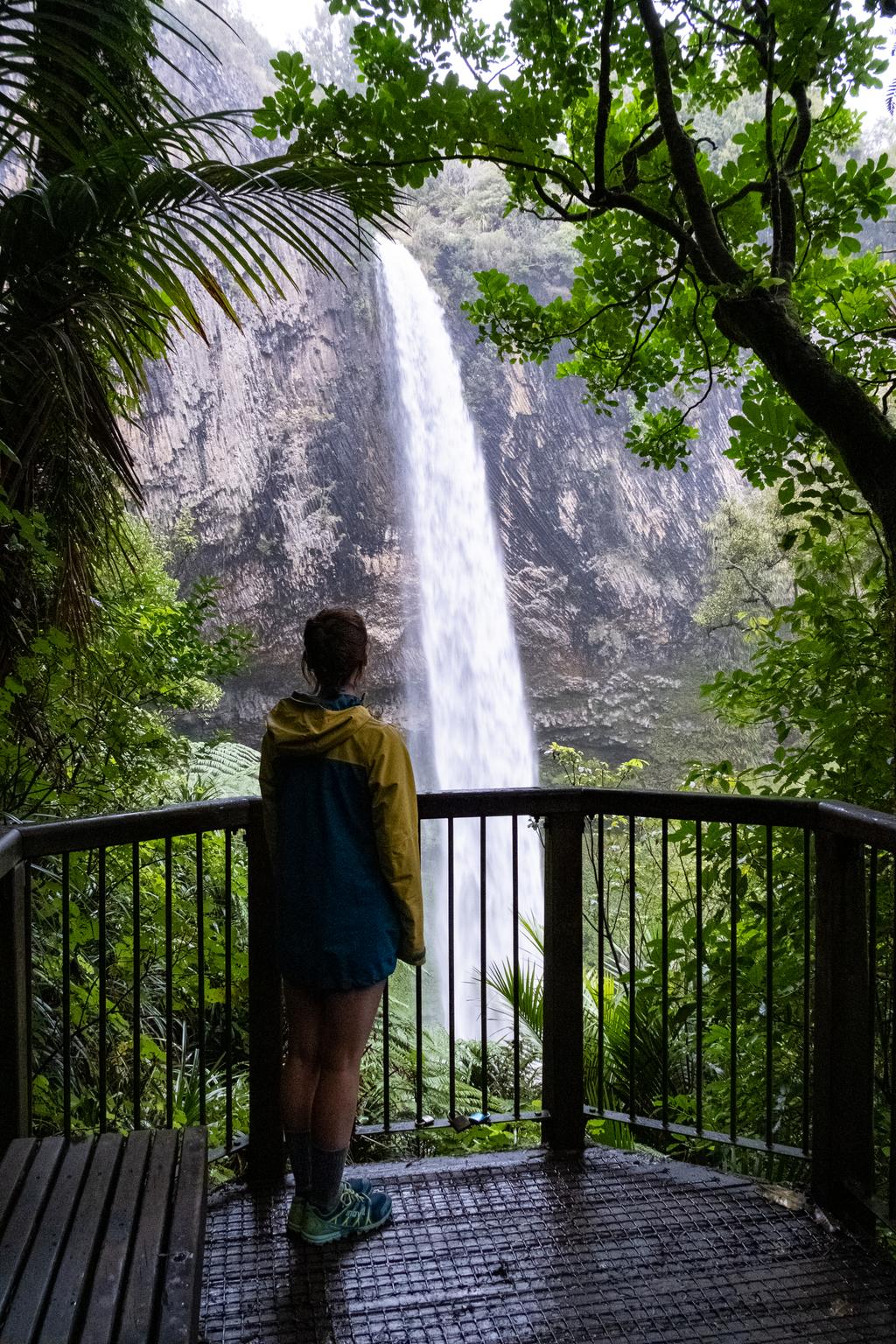 7 July, 2026 at 4:10pm

Admiring Bridal Veil Falls from the midway viewing platform.
📷 Finn Le Sueur

FUJIFILM X-S20
18-300mm F/3.5-6.3 DiIII-A VC VXD B061X
6400
<span>%!s(float64=8) ISO<s/span> <span>f/18</span> <span>%!d(string=1/30)mm</span> <span>%!s(MISSING)s</span>