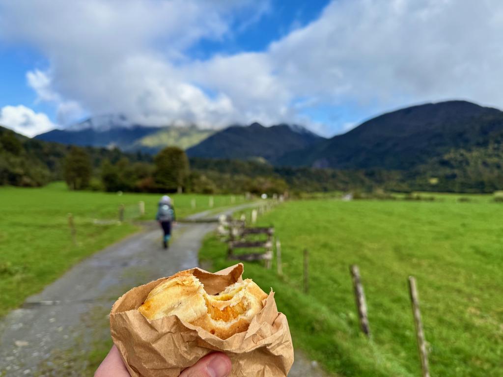 Vege pie from Sheffield for the road. Delicious.