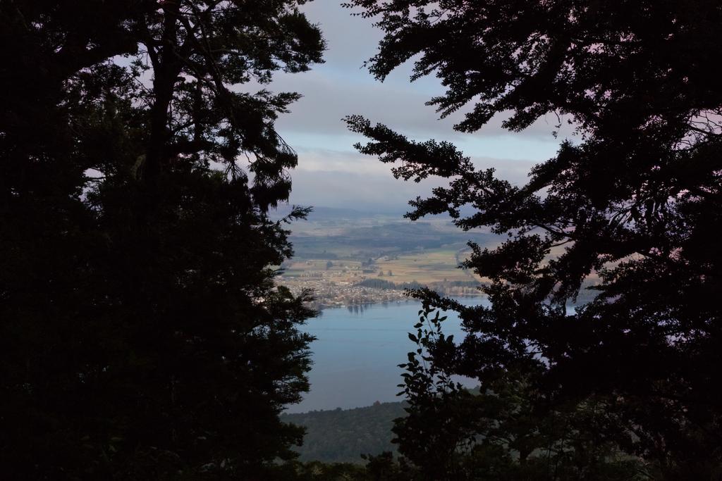 Sneaky view out to Te Anau.