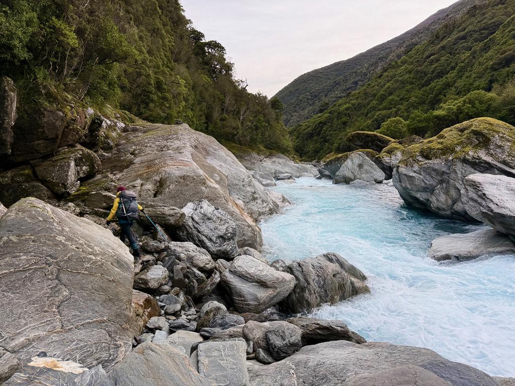 Epicly big (slippery) boulders.