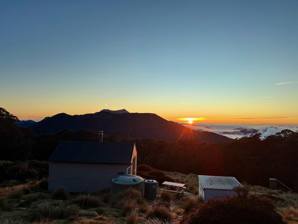 Sunrise on Mt Fell Hut.